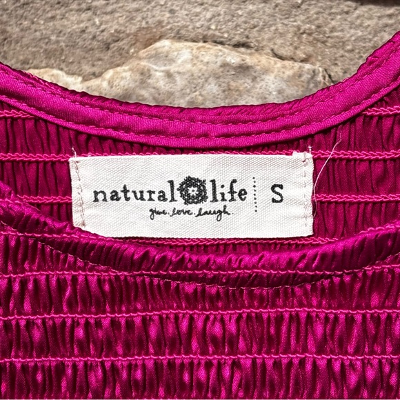 Natural Life Smocked Maxi Dress Satin Fuchsia Pink Size Small Tiered - Picture 4 of 8